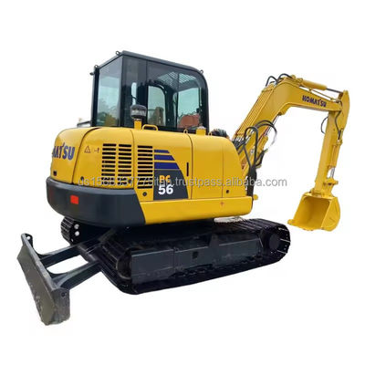 Korte werktijden Komatsu PC56-7 Tweedehands graafmachine voor de bouw tegen betaalbare prijs