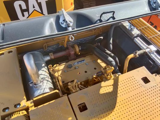 CAT 320 Graafmachine met originele hydraulische cilinder en 0-2000 werkuren uit Japan