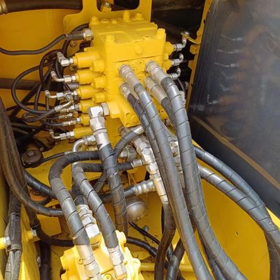 13000 KG Komatsu graafmachine Ideale keuze voor bouw- en technische toepassingen