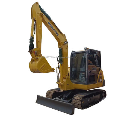Komatsu PC56-7 Gebruikte graafmachine met 0-2000 werkuren en originele hydraulische klep