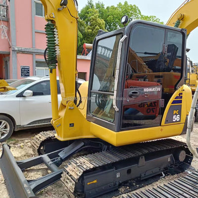 Komatsu PC56-7 Gebruikte graafmachine met 0-2000 werkuren en originele hydraulische klep