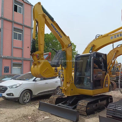Komatsu PC56-7 Gebruikte graafmachine met 0-2000 werkuren en originele hydraulische klep