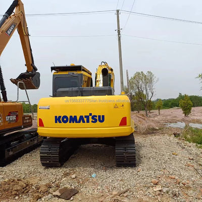 KOMATSU PC130 graafmachine met originele hydraulische pomp in goede staat
