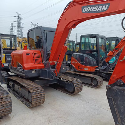 DOOSAN DX60 graafmachine en hydraulische bouwmachine met 0-2000 werkuren in 2016