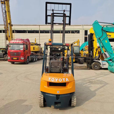 Toyota 7F30 vorklift en redelijk gebruikte machine met vorklengte 1000 mm Gewicht KG 3000 kg