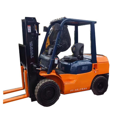 Redelijke TOYOTA 8F30 vorkheftruck voor de verkoop Gebruikte dieselmotor 1000 mm Vorklengte