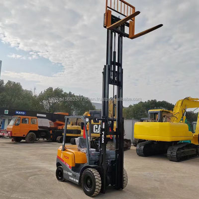TCM Vorklift 3 Ton Tweedehands Vorklift in Japan met 45 kW en 0-2000 Werkuren
