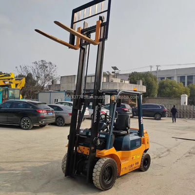 Oorspronkelijke hydraulische klep Gebruikt 3 ton 3,5 ton 5 ton Vorklift FD30 Toyota Vorklift Japan