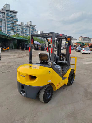 Gebruikte Komatsu 3 ton diesel vorklift 30 met 0-2000 werkuren en eenvoudig onderhoud