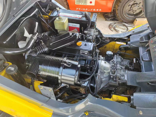 Gebruikte Komatsu 3 ton diesel vorklift 30 met 0-2000 werkuren en eenvoudig onderhoud