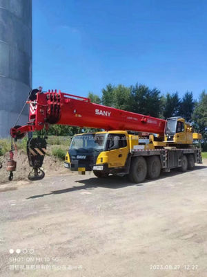 Gebruikte SANY 80 ton kraan en uitstekende prestaties voor bouwprojecten