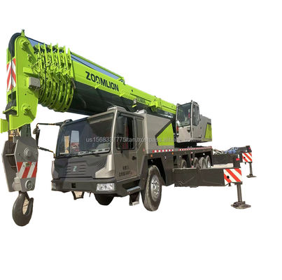 Gebruikte Zoomlion 90 ton kraan met max. hefhoogte van 4,5m en uitstekende prestaties