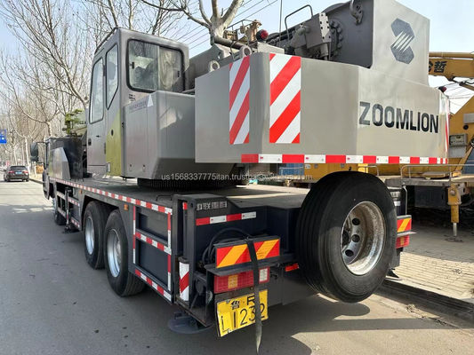 Uitstekende prestaties Gebruikte Zoomlion 25 ton kraan met en Hydraulische cilinder