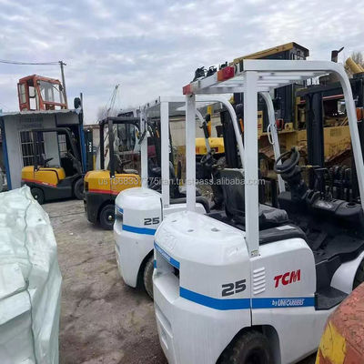 TCM 25 Gebruikte vorkhefmachine met dieselmotor en krachtige prestaties van TCM