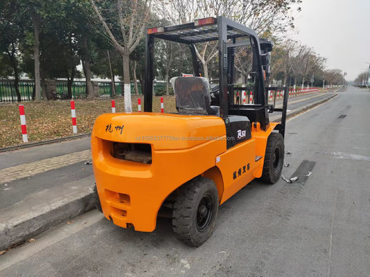 Gebruikte TCM Hangzhou R50 vorklift Top prestaties voor uw materiaal handling operaties
