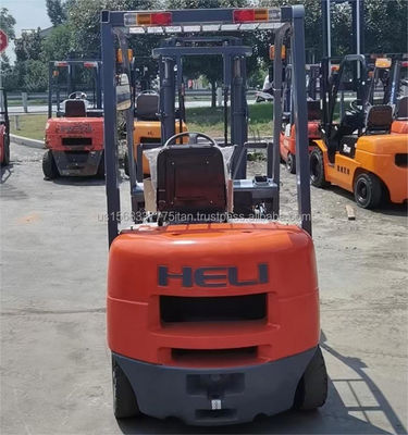 2016 Heli H2000 2 ton diesel vorkheftruck met uitstekende prestaties en originele hydraulische klep