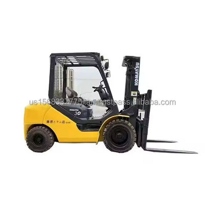 Bouwmaterialen winkels 3 ton Komatsu 30 vorkheftruck met originele uitstekende prestaties