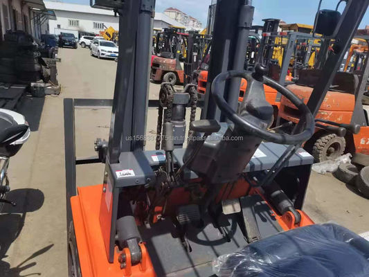 Heli Diesel Vorklift met minimale hefhoogte 2,5 m en vorklengte 2 m Gratis verzending