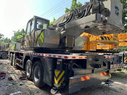 Zoomlion 80 ton kraan Gebruikte bouwmachine met 1000-1500 werkuren