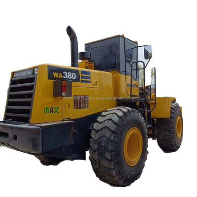 Gebruikte Komatsu WA 380 laadmachine perfect voor bouwmaterialen winkels bouwmachine