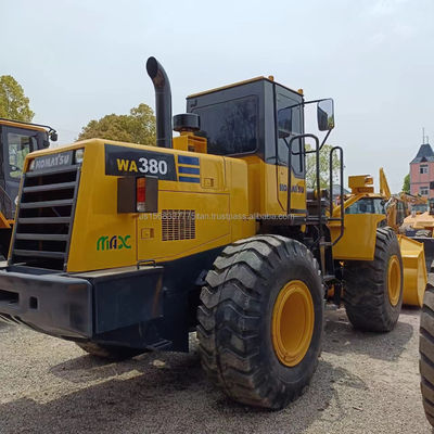 Gebruikte Komatsu WA 380 laadmachine perfect voor bouwmaterialen winkels bouwmachine