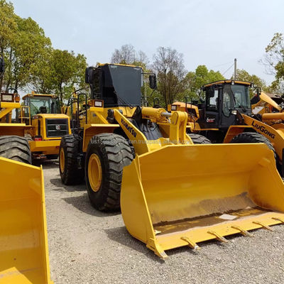 Gebruikte Komatsu WA 380 laadmachine perfect voor bouwmaterialen winkels bouwmachine
