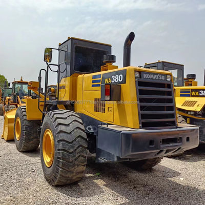 Gebruikte Komatsu WA 380 laadmachine perfect voor bouwmaterialen winkels bouwmachine