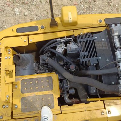 Gebruikte Komatsu graafmachine PC120 met originele hydraulische klep en 13 ton bedrijfsgewicht
