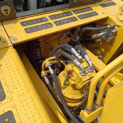 Komatsu PC450-7 en PC450-8 tweedehands graafmachines met originele hydraulische klep