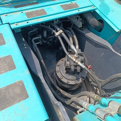 SK75 Gebruikte Kobelco graafmachines met een emmercapaciteit van 1,6 m3 en originele hydraulische pomp