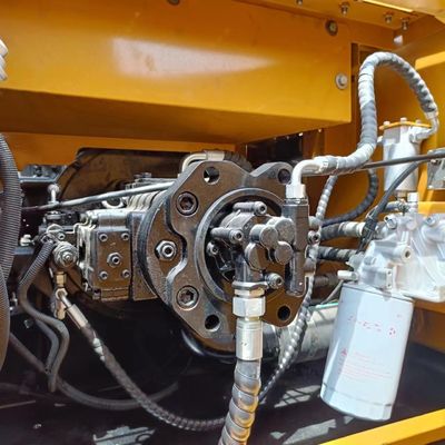 Gebruikte Sany215c mini graafmachine met originele hydraulische pomp betaalbaar en in goede staat