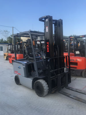 TCM 20 Vorklift in gebruik en in uitstekende staat met diesel/elektrische/propaankracht