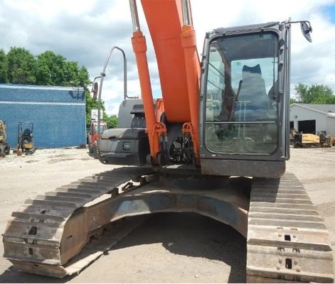 24 ton Hitachi ZX240 graafmachine met 1,2 m3 emmercapaciteit en perfecte prestaties