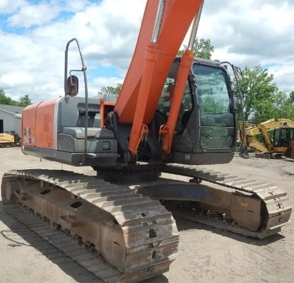 24 ton Hitachi ZX240 graafmachine met 1,2 m3 emmercapaciteit en perfecte prestaties