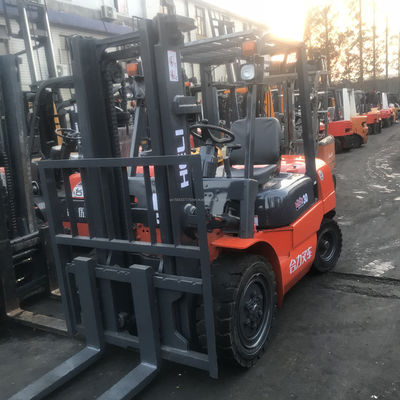 Gebruikte heli-diesel vorkheftrucks 2 ton 4 ton 6 ton 7 ton 3,5 ton 3 ton CPCD20 CPCD30 CPCD40