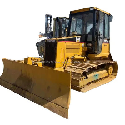 Gebruikte Caterpillar D4C-bulldozer voor bouwmaterialenwinkels en grondverwerkende apparatuur