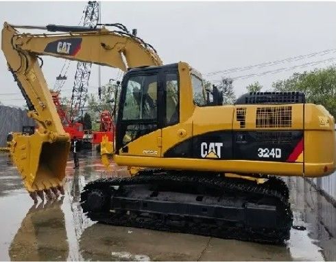 Caterpillar 324 324D Digger Machinery met CAT 320 motor en 12000 KG machine gewicht