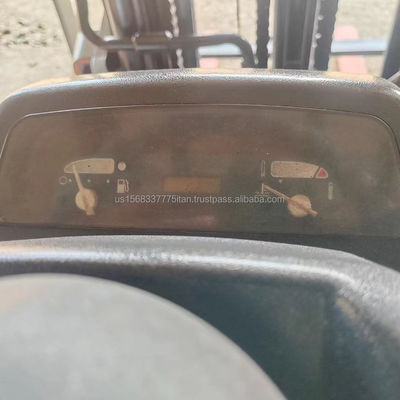 Gebouwmaterialen winkels Gebruikt 2012 TOYOTA 7F30 Diesel vorklift met en redelijk