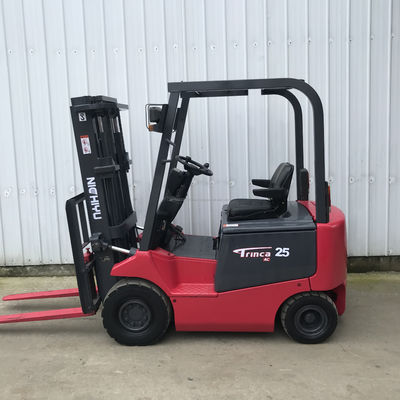 Gebruikte Nichiyu Electric Counterbalance Vorklift met en Min. Lifthoogte van 2,5m