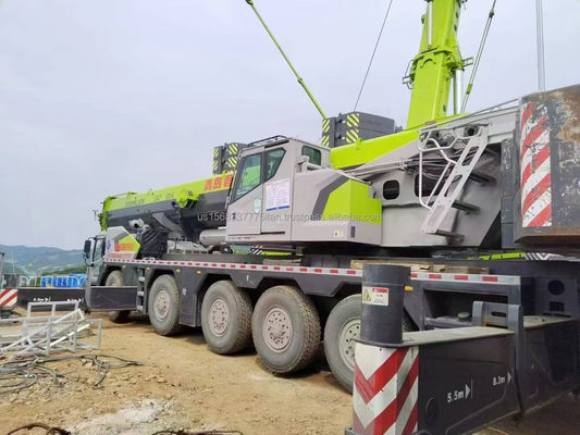 Gebruikte Zoomlion 200 ton kraan met uitstekende prestaties en max. hefbelasting 4.5