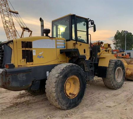 Hydraulische pomp Komatsu Hotels Bijna in goede staat Gebruikte Komatsu WA380 Loader Aardmachine